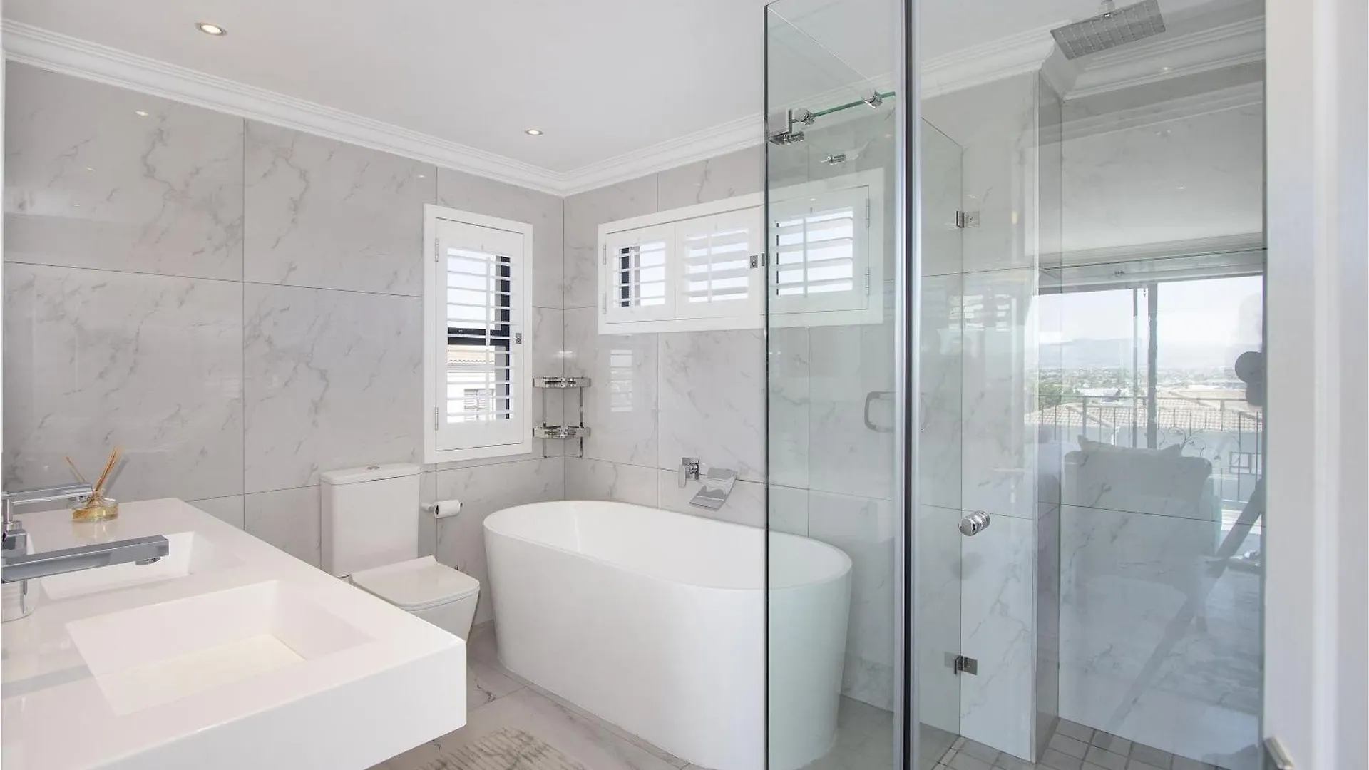 Villa Balmoral 14 By Hostagents Cape Town Holiday home