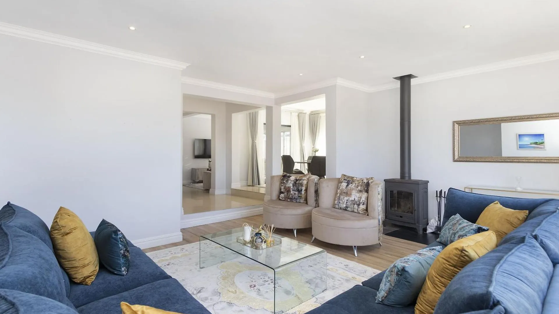 Villa Balmoral 14 By Hostagents Cape Town South Africa