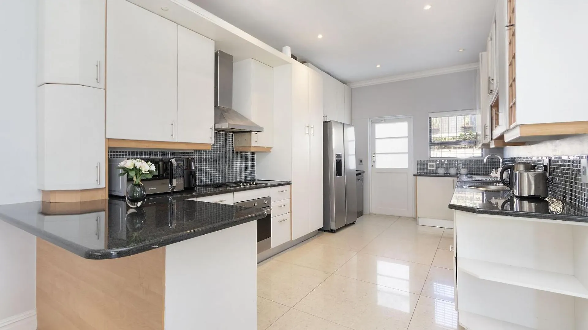 Villa Balmoral 14 By Hostagents Cape Town